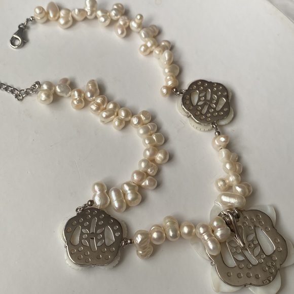 VTG STERLING SILVER NATURAL PEARL/MOTHER OF PEARL FLOWERS PENDANT NECKLACE RARE! - Picture 5 of 8